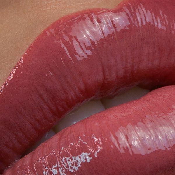 06 lipglosspro lip gloss